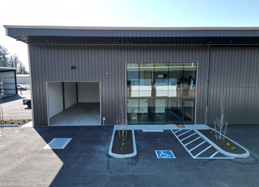 Business Warehouse Space For Rent in Enumclaw, WA